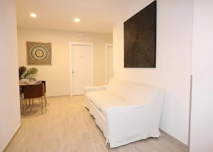 Unique Luxury Apartment&rooms Couette-café 4*