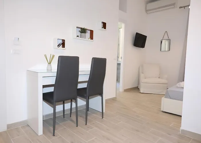 Unique Luxury Apartment&rooms Couette-café