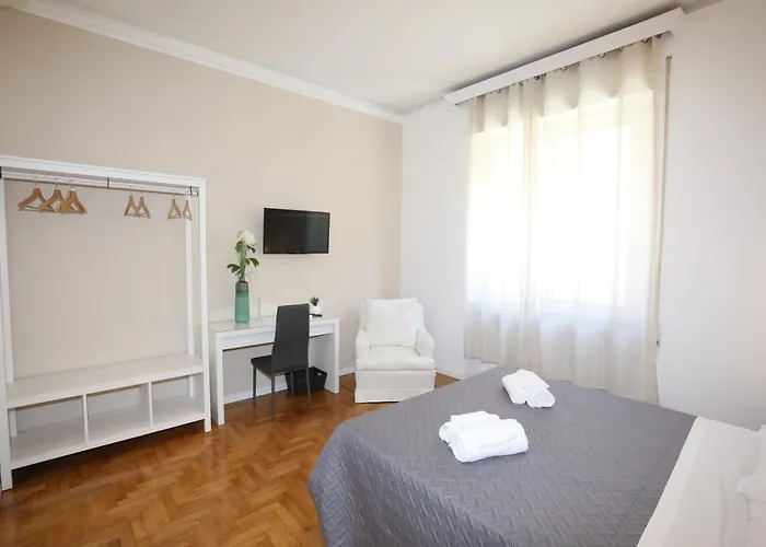 Unique Luxury Apartment&rooms Couette-café Rome