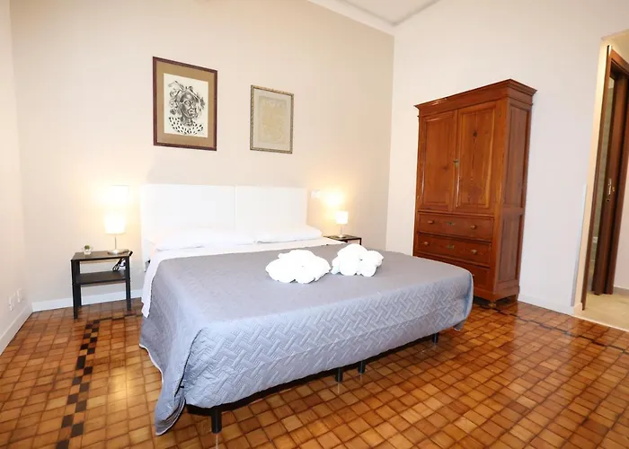 Couette-café Unique Luxury Apartment&rooms 4*