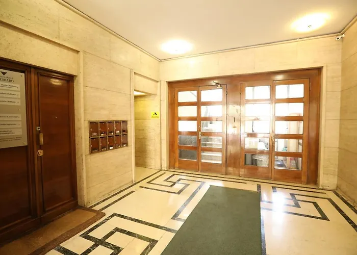 Unique Luxury Apartment&rooms Couette-café 4*
